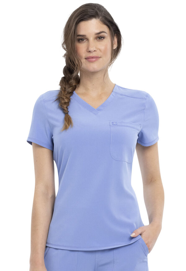 CKA690 Allura V-Neck Tuckable Top Ceil Blue