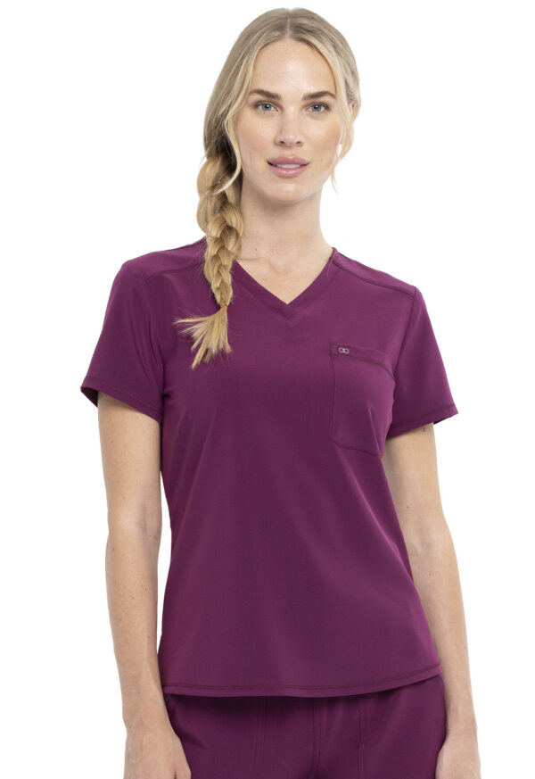 CKA690 Allura V-Neck Tuckable Top Wine