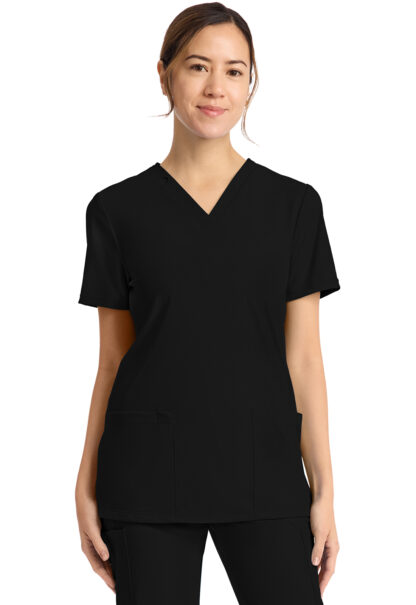 CK832 Achieve 2-Pocket V-Neck Top Black