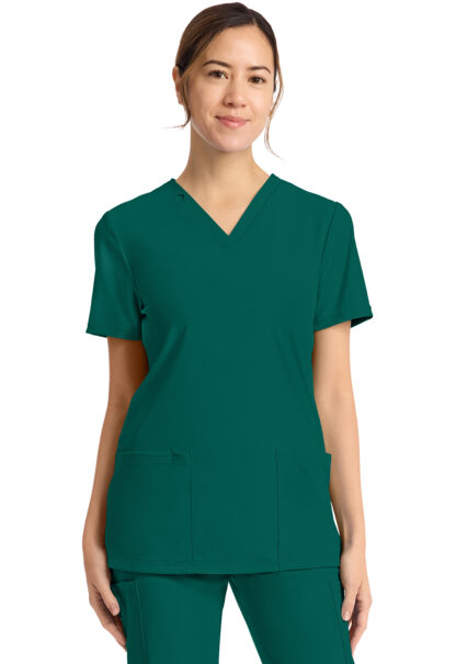 CK832 Achieve 2-Pocket V-Neck Top Hunter
